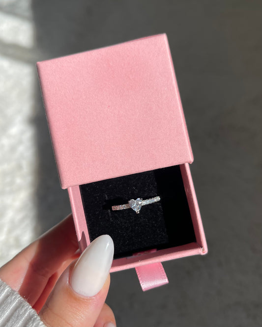 Dainty Heart Ring