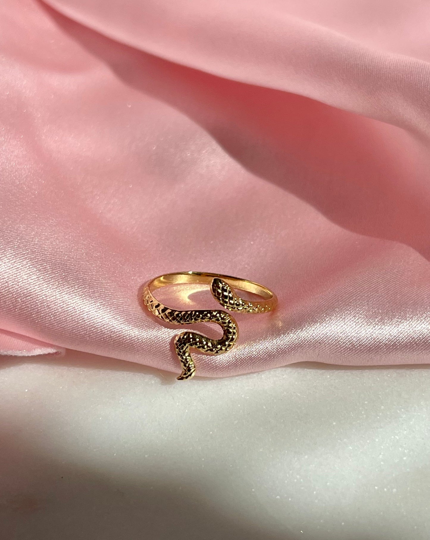 Fine Snake Ring