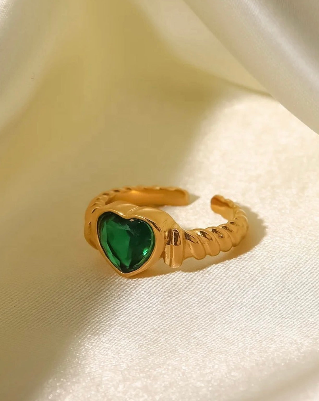 Green Heart Ring